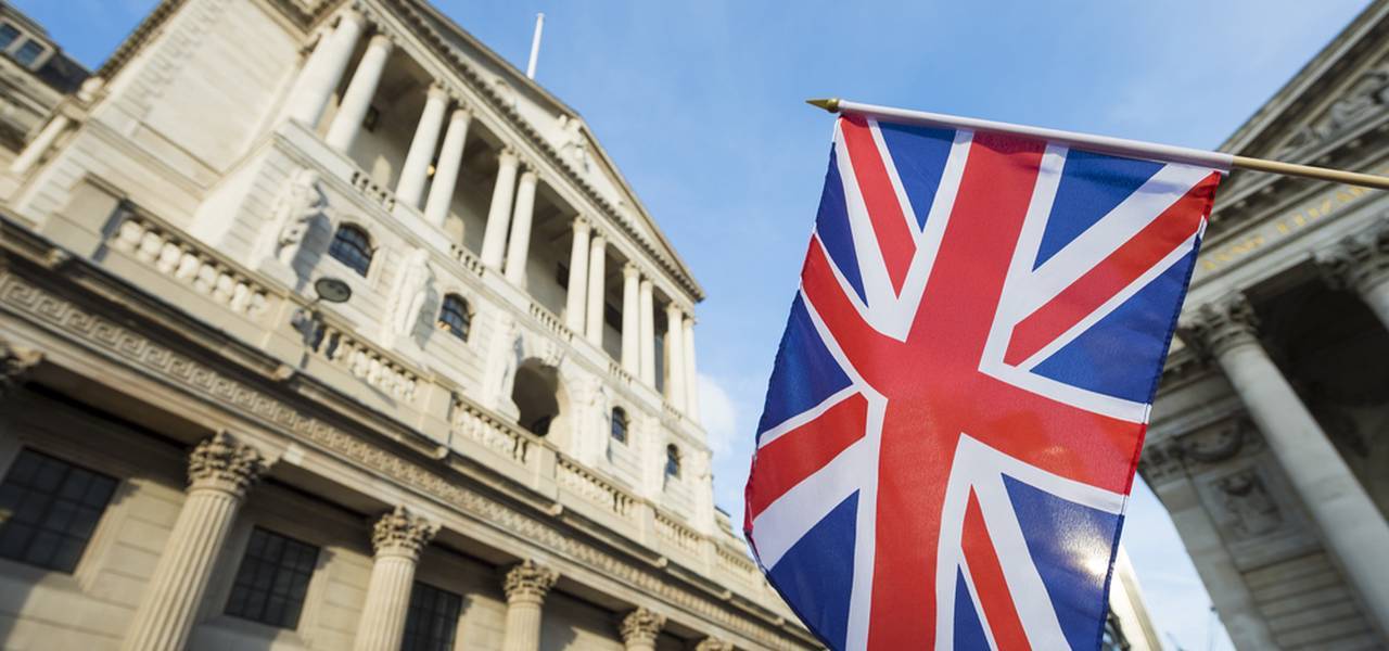 انگلینڈ بینک جی بی پی ٹریڈرز کو موقع دیتا ہے