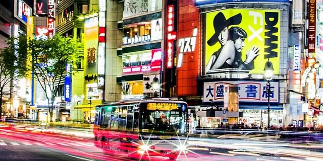 جاپان سے ایف بی ایس‌کے ٹریڈر نیشی کانی نے وضاحت کی ہے کہ وہ منافع بخش ٹریڈنگ کس طرح کرتےہے